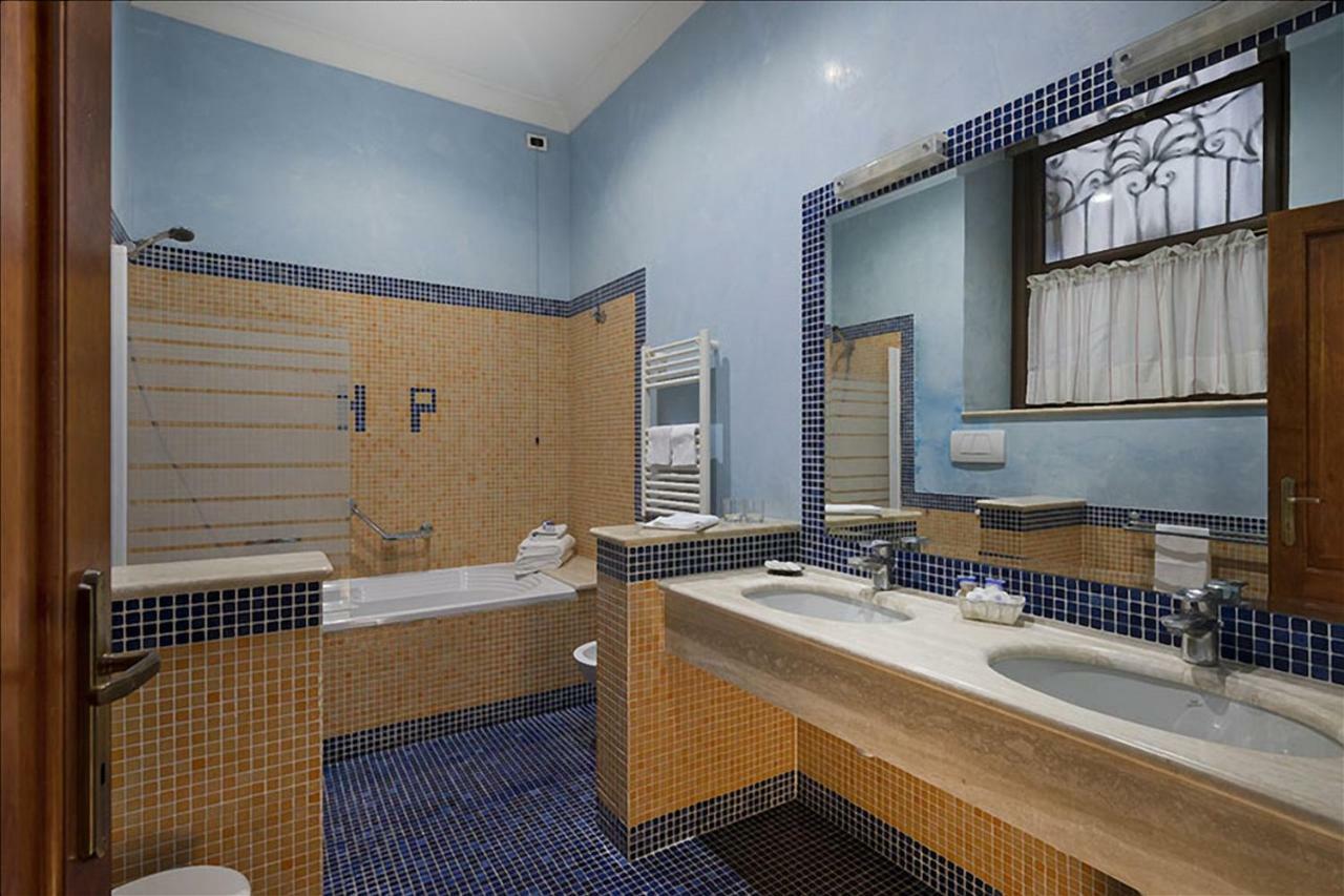 Hotel Portoghesi Róma Kültér fotó